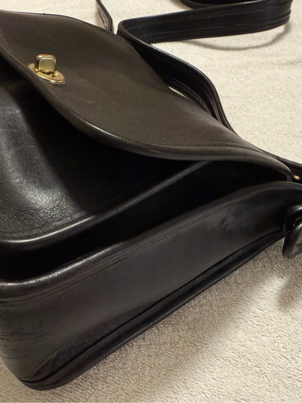 Vintage Black Coach 9061 Rambler’s Legacy Crossbody Leather Bag - Picture 6 of 10